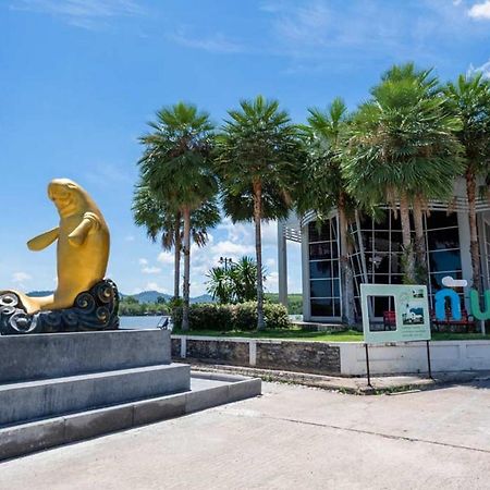 Oyo 604 Ruen Mai Horm Resort Trang Bagian luar foto