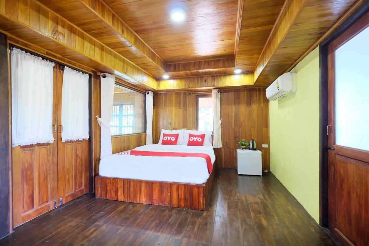 Oyo 604 Ruen Mai Horm Resort Trang Bagian luar foto