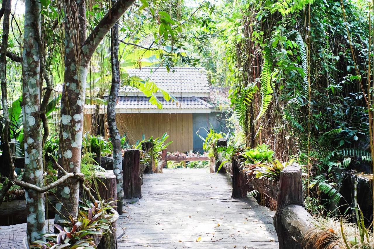 Oyo 604 Ruen Mai Horm Resort Trang Bagian luar foto
